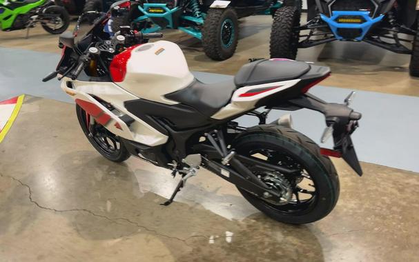 2026 Yamaha YZF-R3 ABS 70TH ANNIVERSARY EDITION