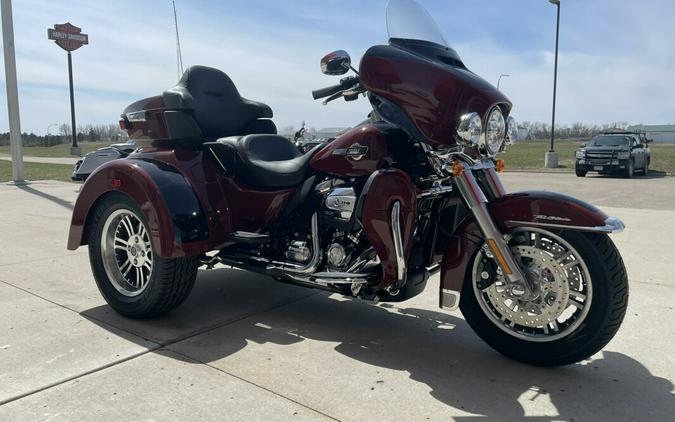 FLHTCUTG 2024 Tri Glide Ultra