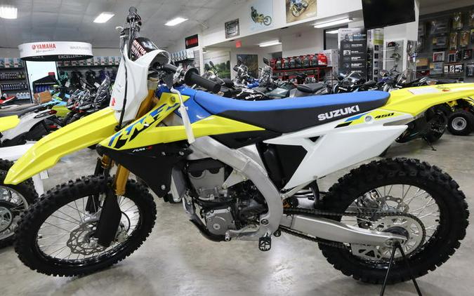 2024 Suzuki RM-Z450 First Look [with RM Army Kit]