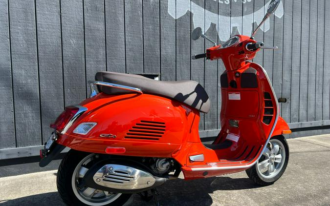 2022 Vespa GTS 300