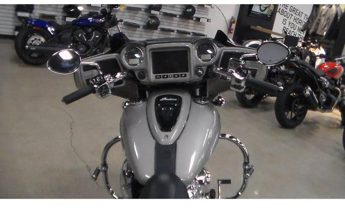 2022 Indian Motorcycle CHIEFTAIN LIMITED, SILVER QUARTZ MTLC, 49ST Limited