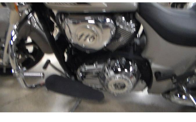 2022 Indian Motorcycle CHIEFTAIN LIMITED, SILVER QUARTZ MTLC, 49ST Limited