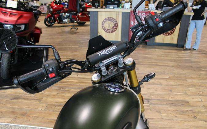 2025 Triumph Scrambler 400 X Matte Khaki Green / Fusion White
