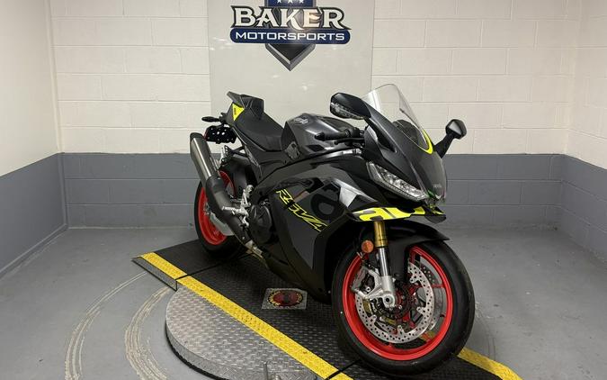 2027 Aprilia® RSV4 1100