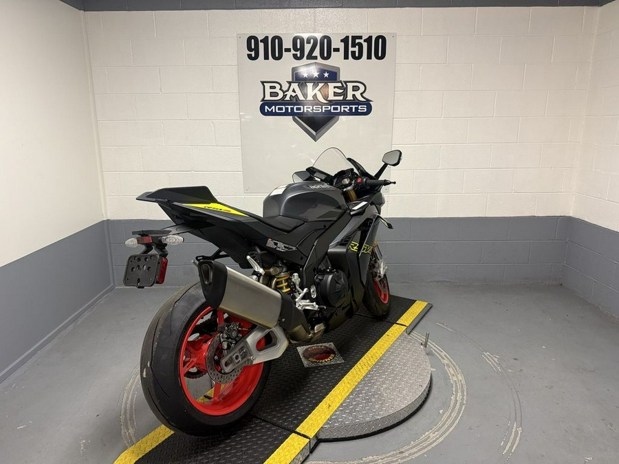 2027 Aprilia® RSV4 1100