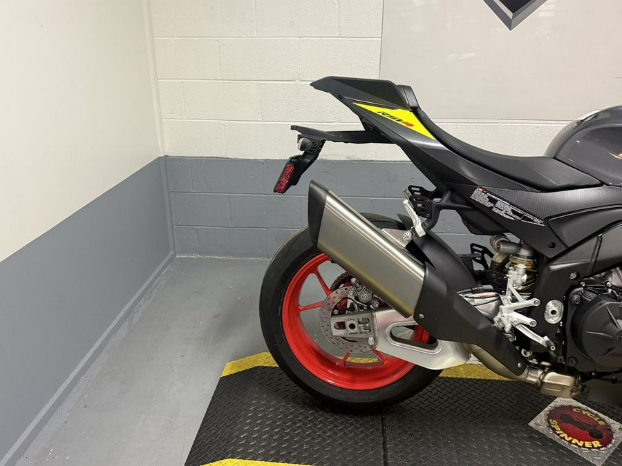2027 Aprilia® RSV4 1100