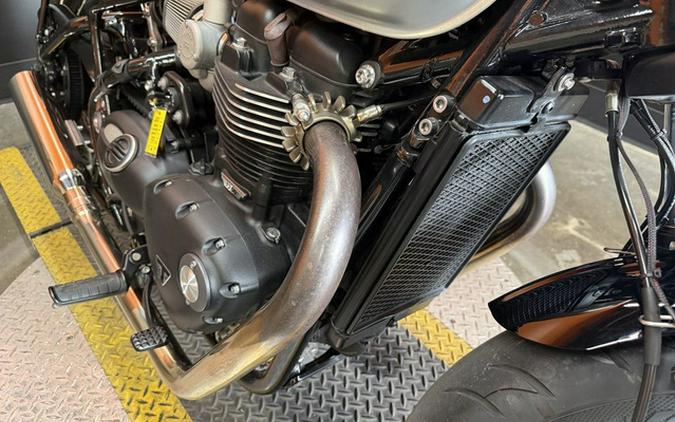 2022 Triumph Bonneville Bobber Matt Storm GreyMatt Ironstone