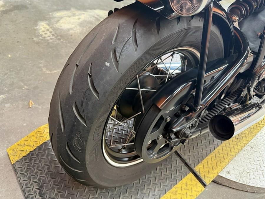 2022 Triumph Bonneville Bobber Matt Storm GreyMatt Ironstone