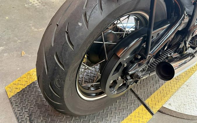 2022 Triumph Bonneville Bobber Matt Storm GreyMatt Ironstone