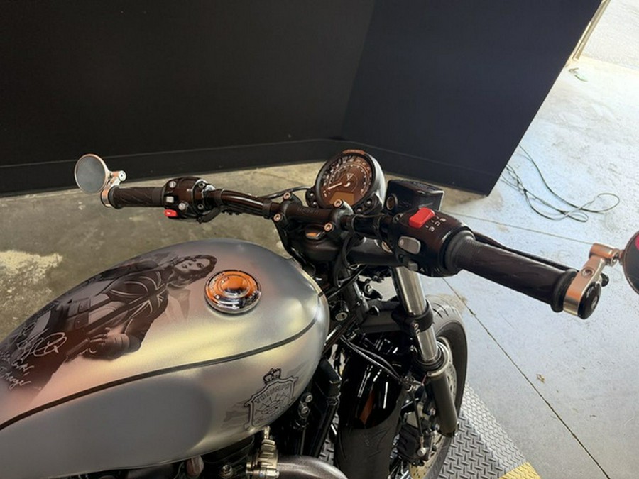 2022 Triumph Bonneville Bobber Matt Storm GreyMatt Ironstone