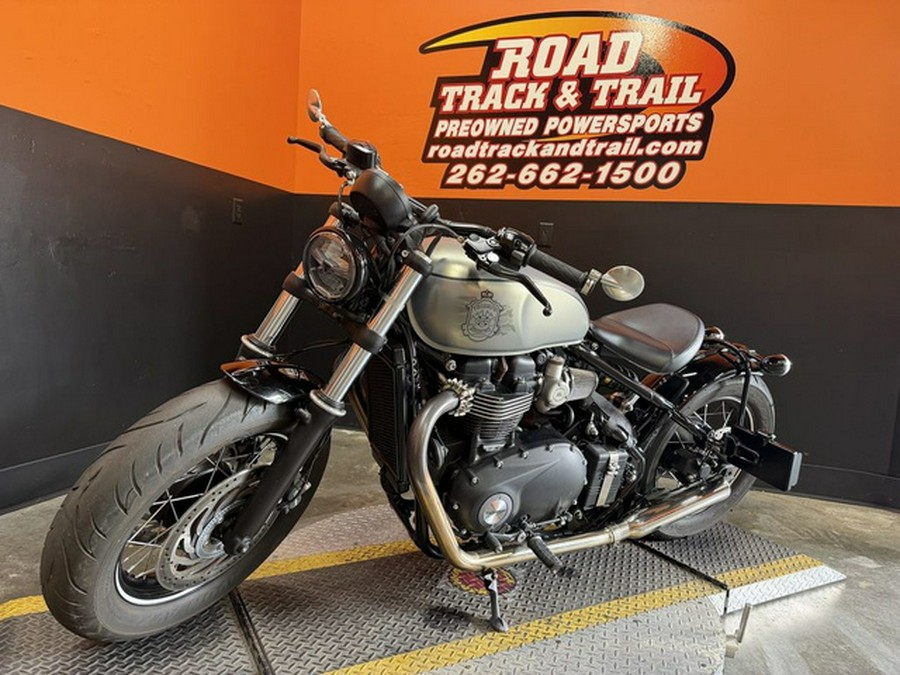 2022 Triumph Bonneville Bobber Matt Storm GreyMatt Ironstone