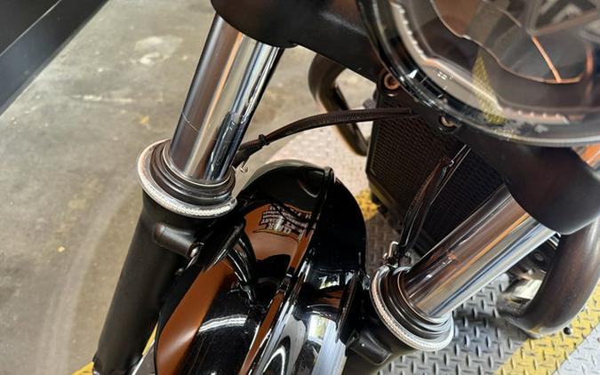 2022 Triumph Bonneville Bobber Matt Storm GreyMatt Ironstone