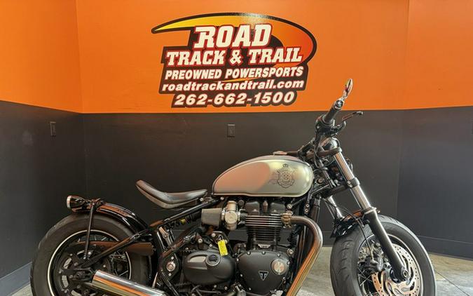 2022 Triumph Bonneville Bobber Matt Storm GreyMatt Ironstone