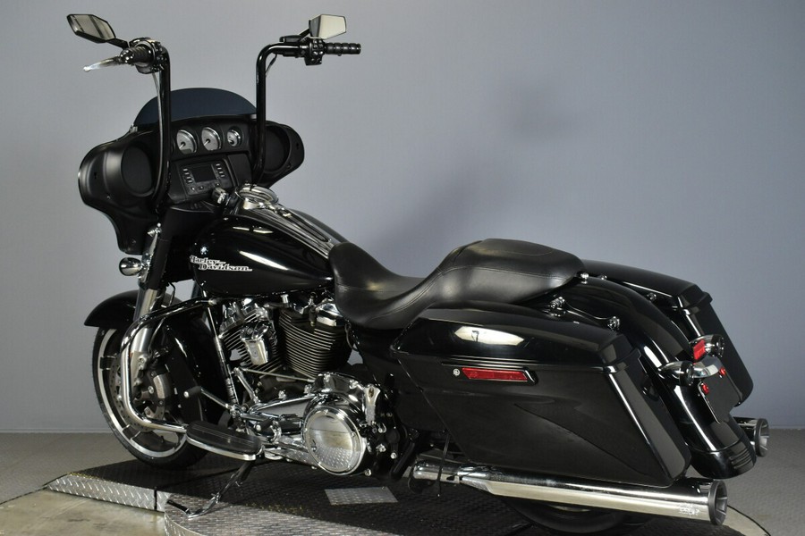 2017 Harley-Davidson Street Glide Special