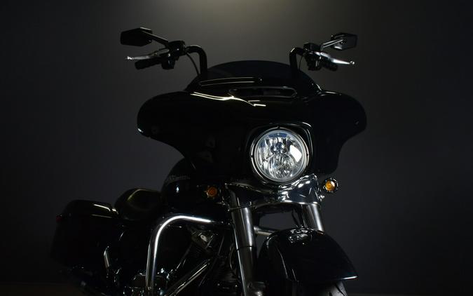 2017 Harley-Davidson Street Glide Special