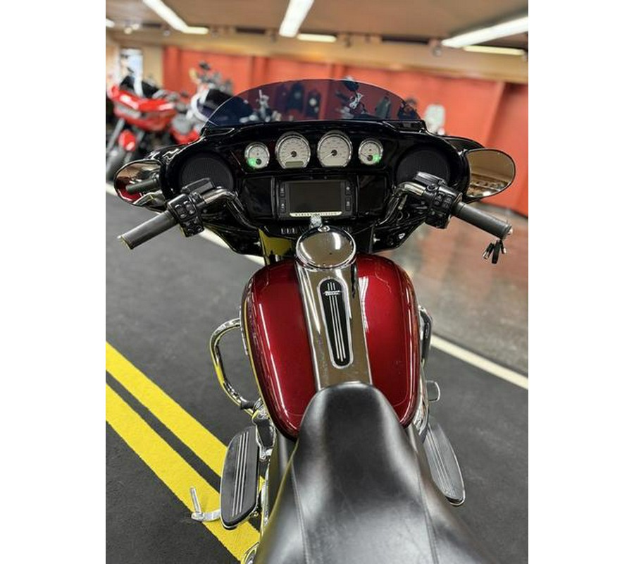 2017 Harley-Davidson® FLHXS - Street Glide® Special