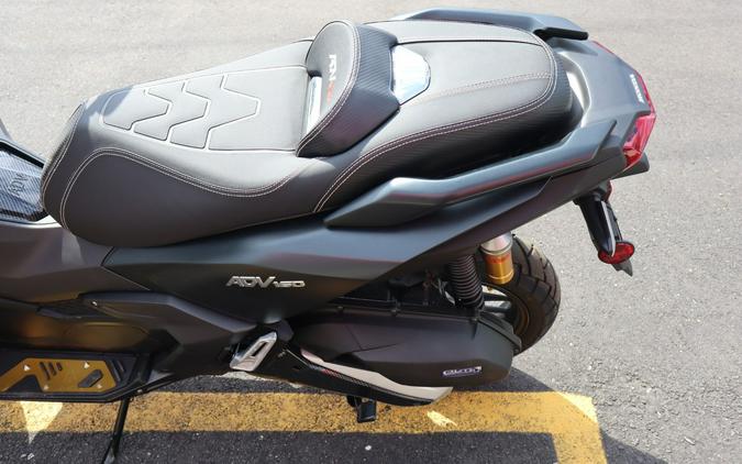 2025 ADV 160 - Honda