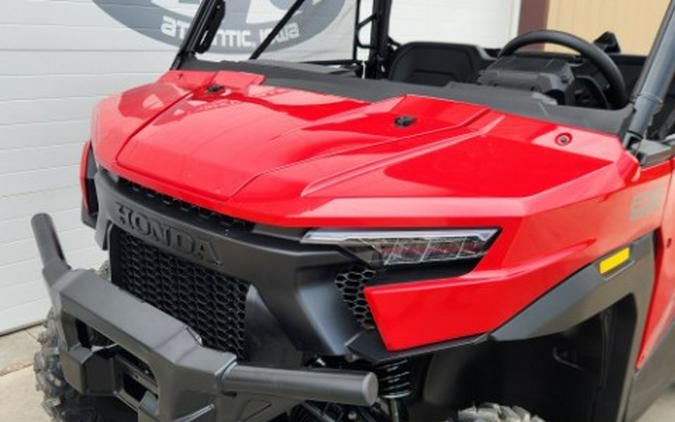 2026 Honda Pioneer 1000 Deluxe