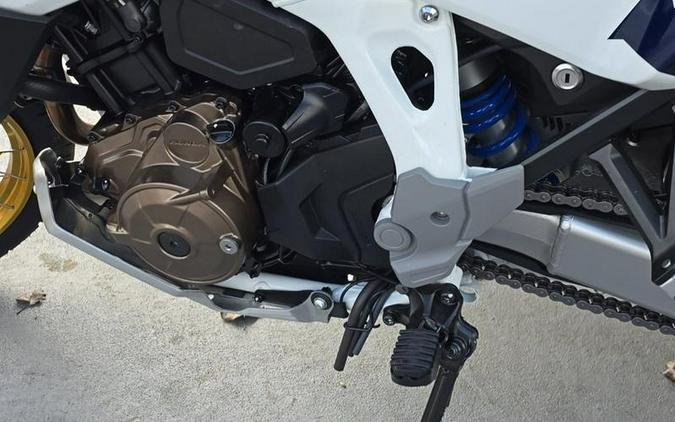 2025 Honda® Africa Twin Adventure Sports ES DCT