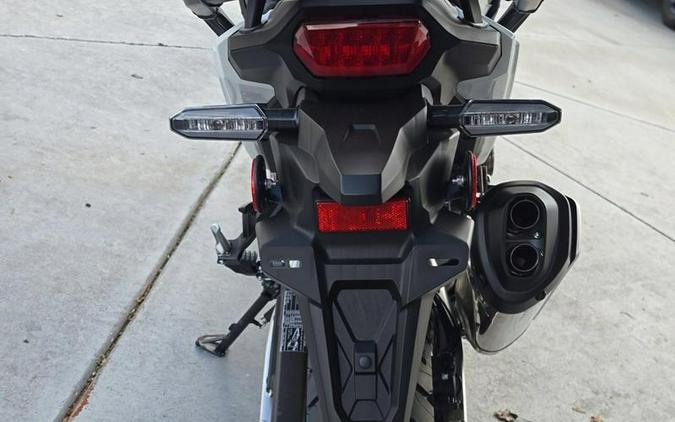 2025 Honda® Africa Twin Adventure Sports ES DCT