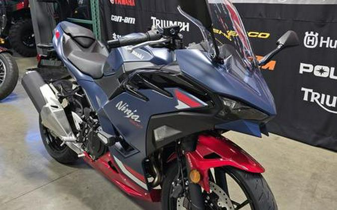 2026 Kawasaki Ninja® 500 SE ABS