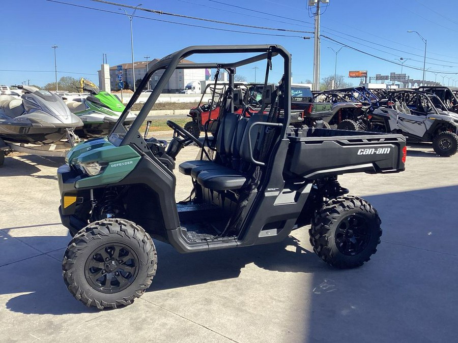 2025 Can-Am Defender DPS HD10