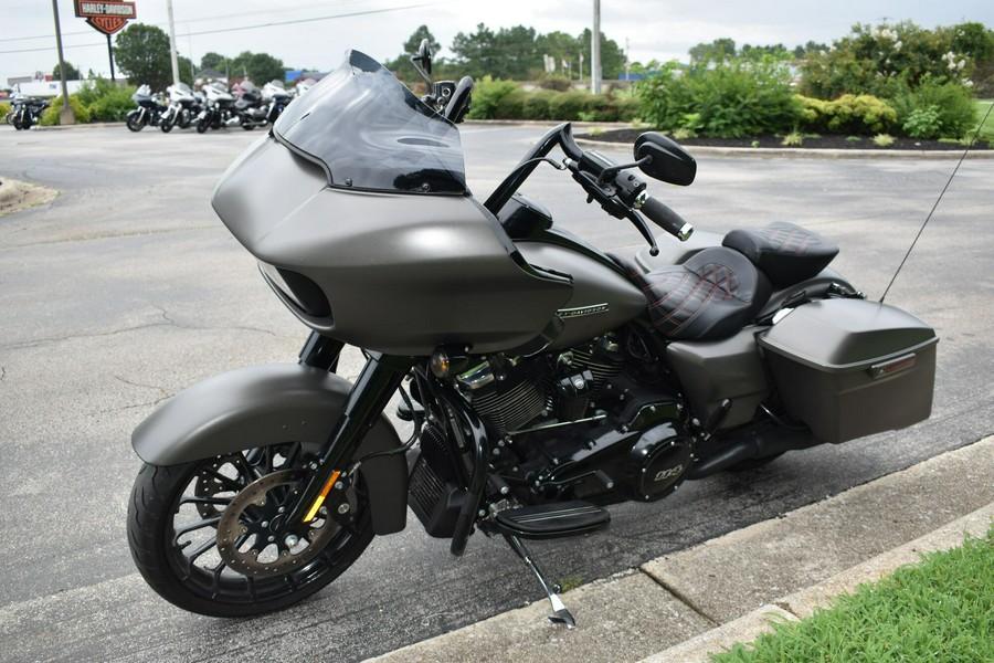 FLTRXS Road Glide Special