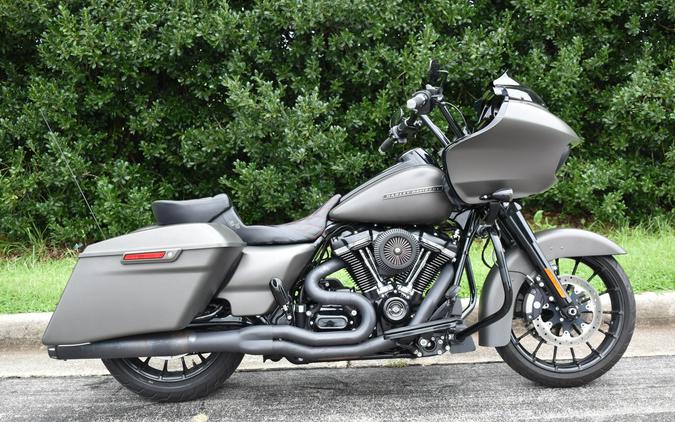 FLTRXS Road Glide Special