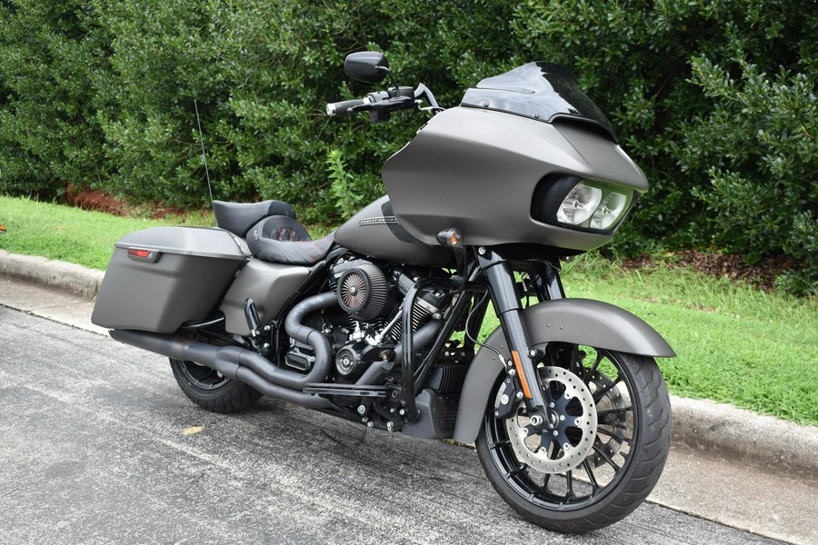 FLTRXS Road Glide Special