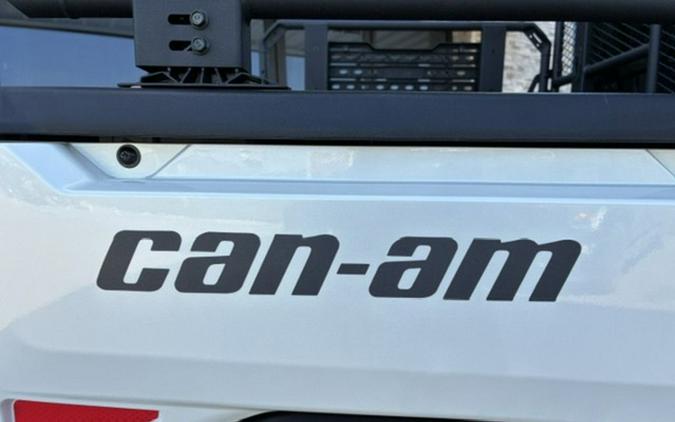 2027 Can-Am Defender XU MAX Limited HD11