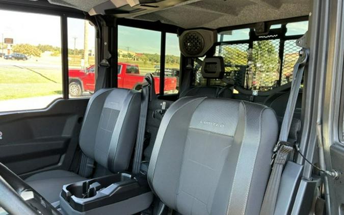 2027 Can-Am Defender XU MAX Limited HD11