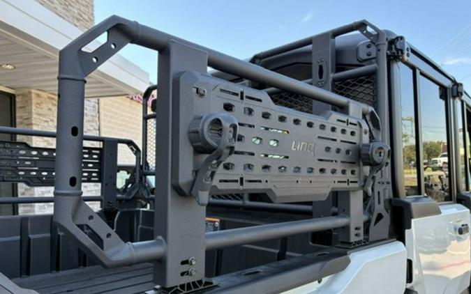 2027 Can-Am Defender XU MAX Limited HD11