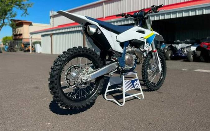 2025 Husqvarna FC 450