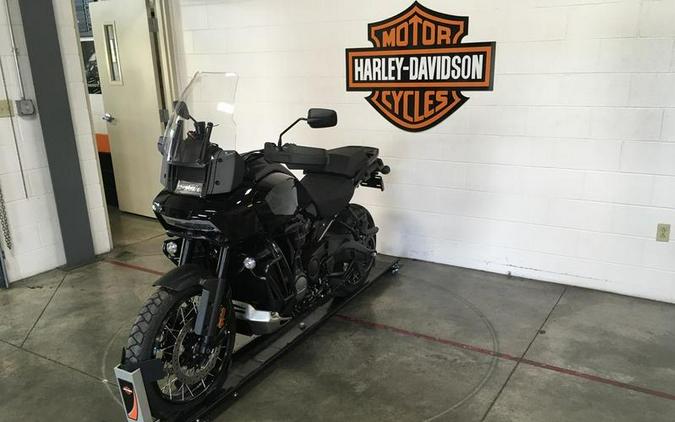 2023 Harley-Davidson® RA1250S - Pan America™ 1250 Special