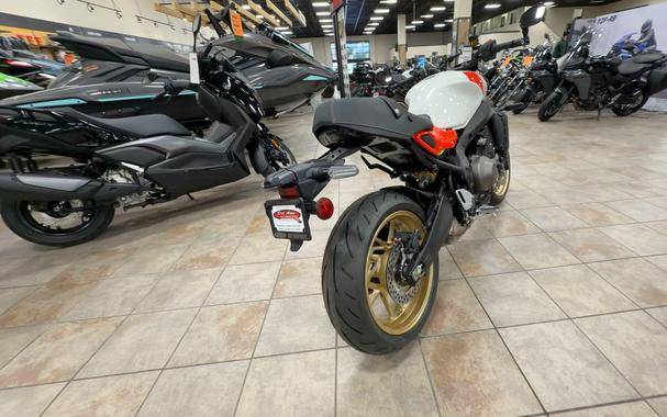 2026 Yamaha XSR900