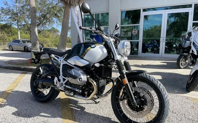 2023 BMW R nineT Scrambler 719 Pollux Metallic / Light White