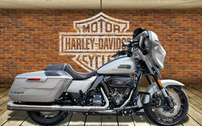 Harley-Davidson 2023 CVO™ Street Glide