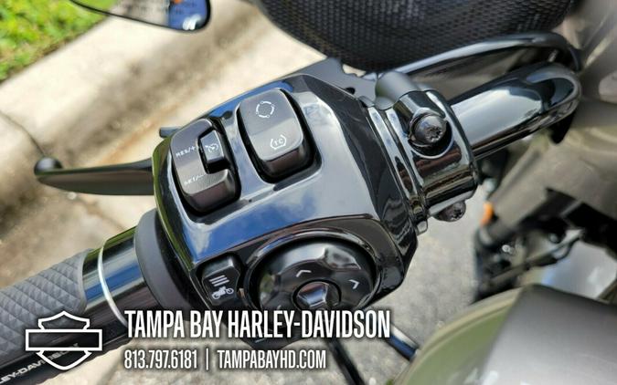 Harley-Davidson 2023 CVO™ Street Glide