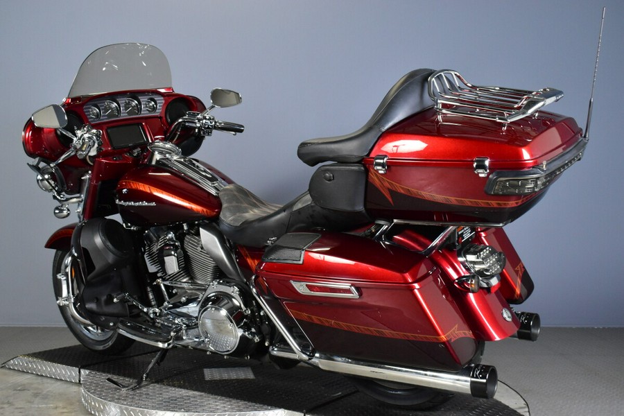 2014 Harley-Davidson CVO Electra Glide Ultra Limited