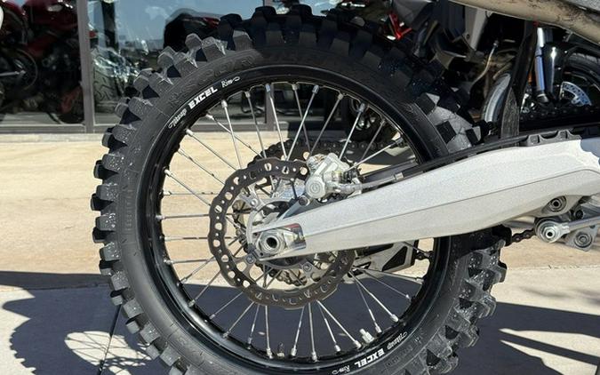 2026 Ducati Desmo 450 MX