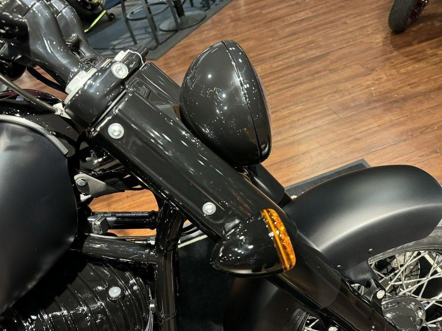 2024 Indian Motorcycle® Chief Bobber Dark Horse® Black Smoke