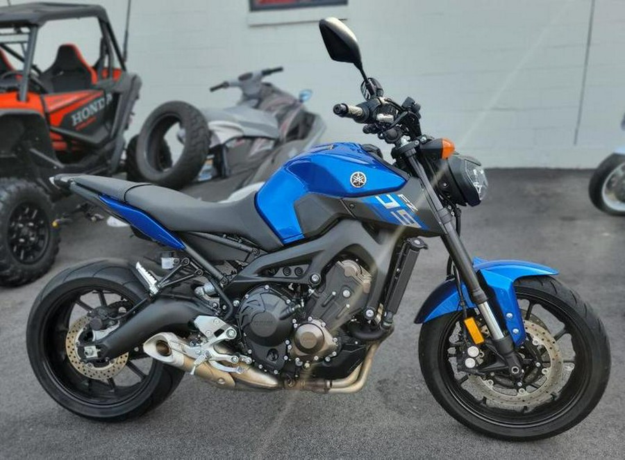 2016 Yamaha FZ-09