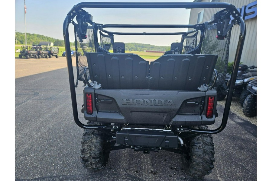 2025 Honda Pioneer 1000-5 Deluxe
