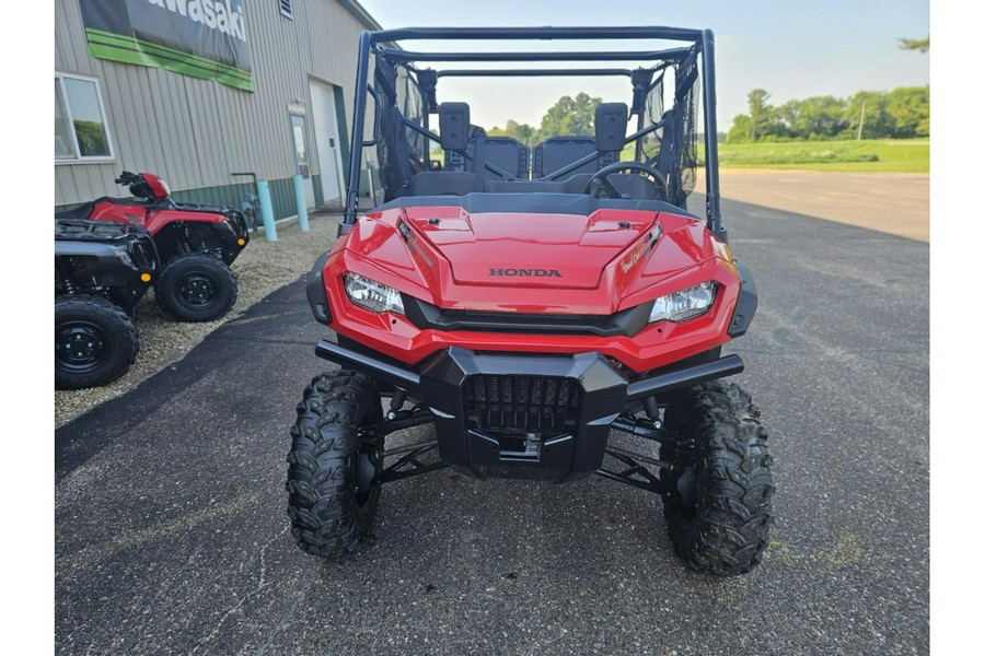 2025 Honda Pioneer 1000-5 Deluxe