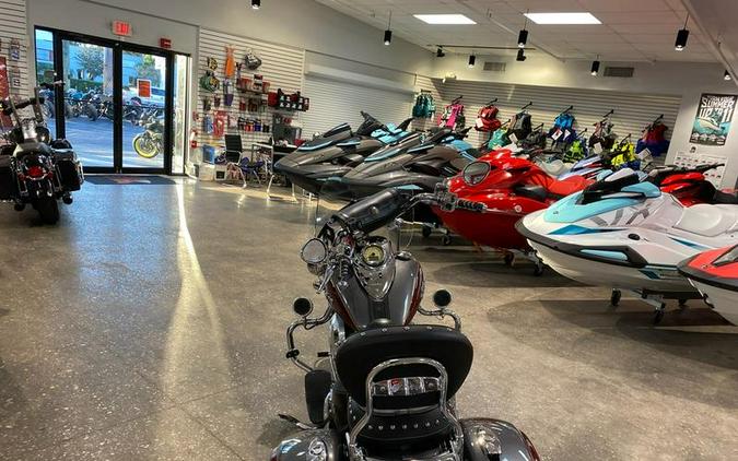 2018 Indian Motorcycle® SPRINGFIELD, STL GREY/BURGUNDY MTLIC, 49ST Base