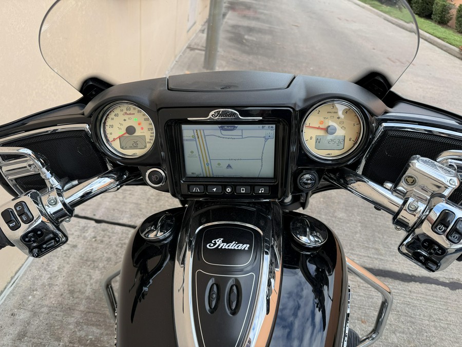 2021 Indian Motorcycle Roadmaster