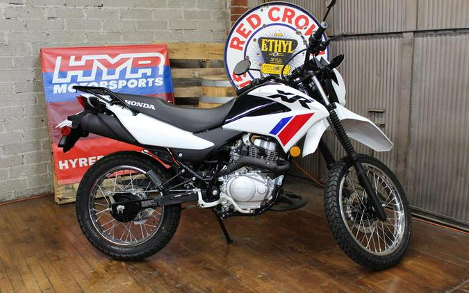2025 Honda® XR150LS262629