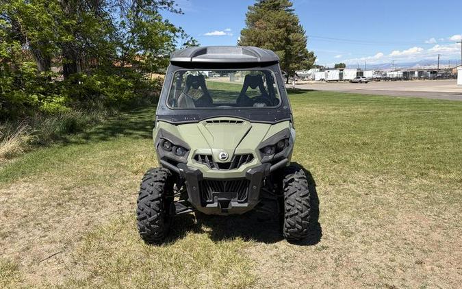 2018 Can-Am® Commander™ DPS™ 800R