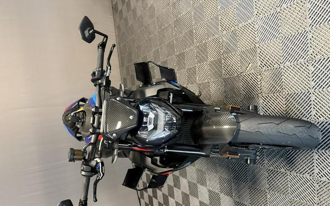 2023 BMW M 1000 R