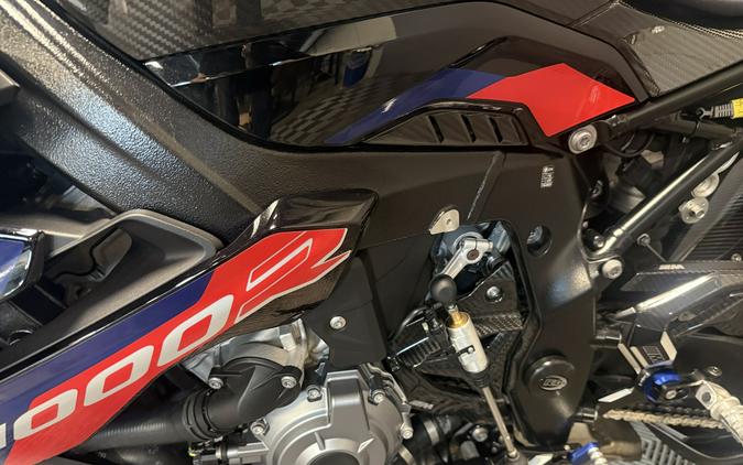 2023 BMW M 1000 R